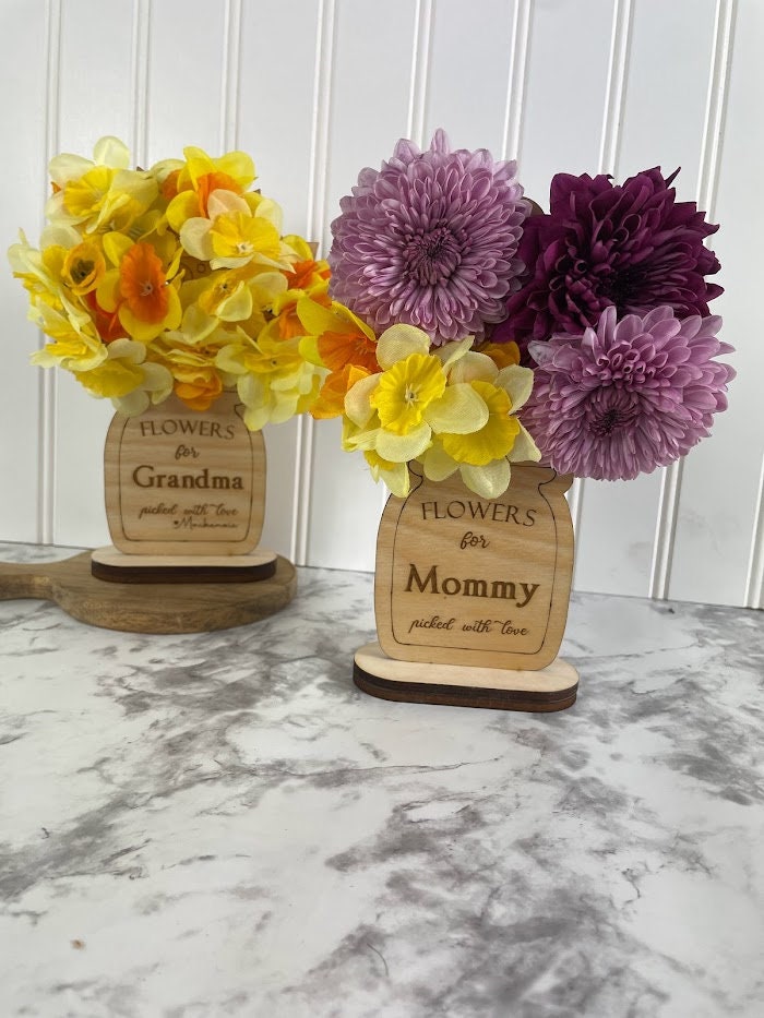 Mother's Day Flower Holder, Flower Stand | Wooden Mother's Day Flower Picker | Custom Mother's Day Gift