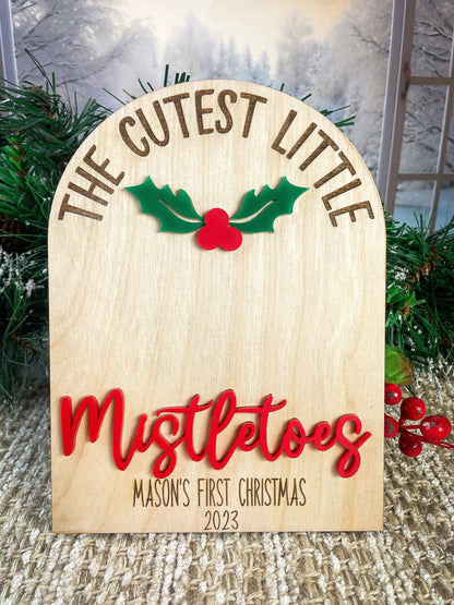 Baby's first christmas, Mistletoes craft, Baby's first christmas, footprint decor, baby's first, mistletoes print sign