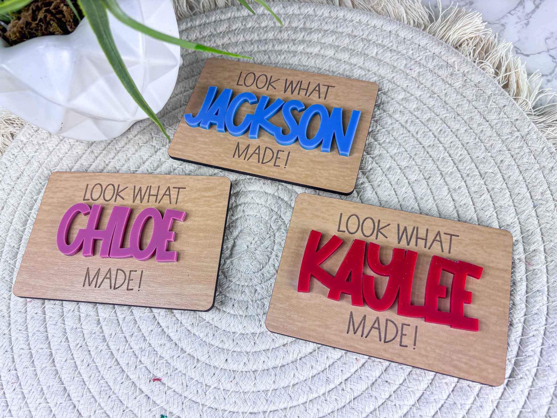 Kids Artwork Magnet Holder