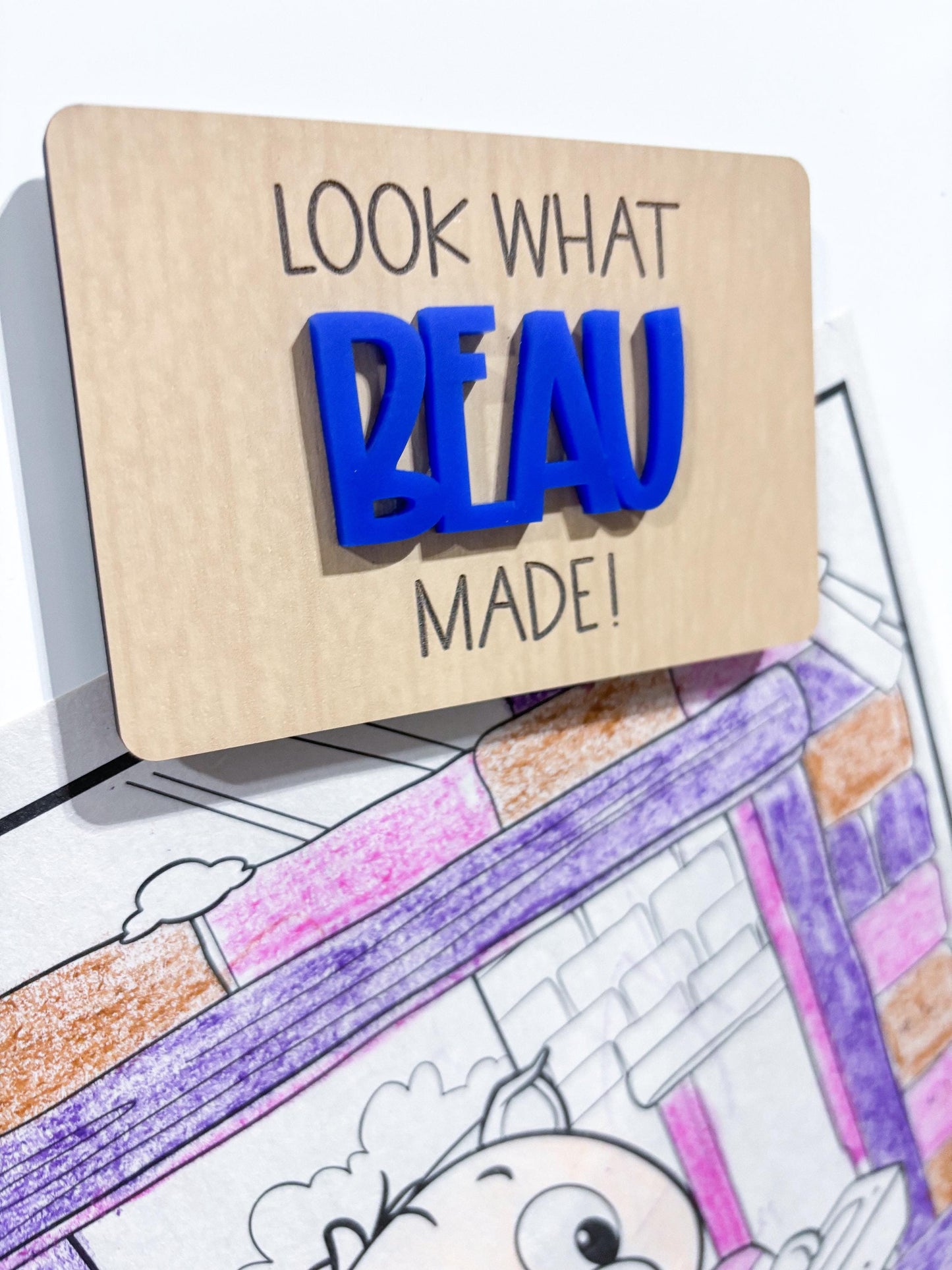 Kids Artwork Magnet Holder