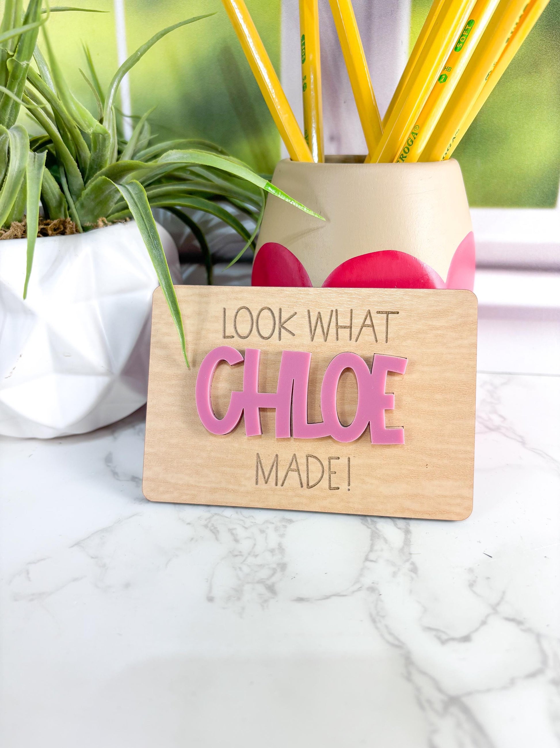 Kids Artwork Magnet Holder