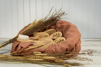 Engraved Baby Brush, Baby Shower Gift for Mom, Soft Baby Brush, Custom Gift for First Baby, Gift for Newborn,Baby Keepsake Gift,Gift for Mom