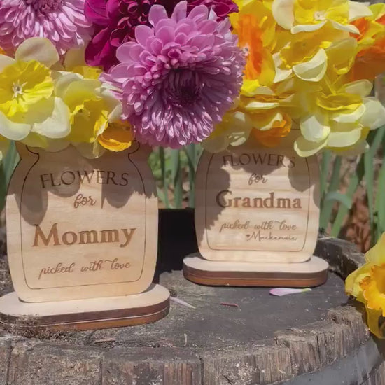 Mother's Day Flower Holder, Flower Stand | Wooden Mother's Day Flower Picker | Custom Mother's Day Gift